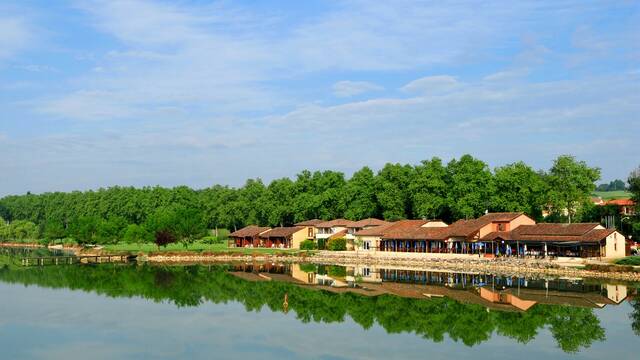 Village de vacances, Club nature *** Miléade, Samatan, Savès, Gers, Gascogne, France. 