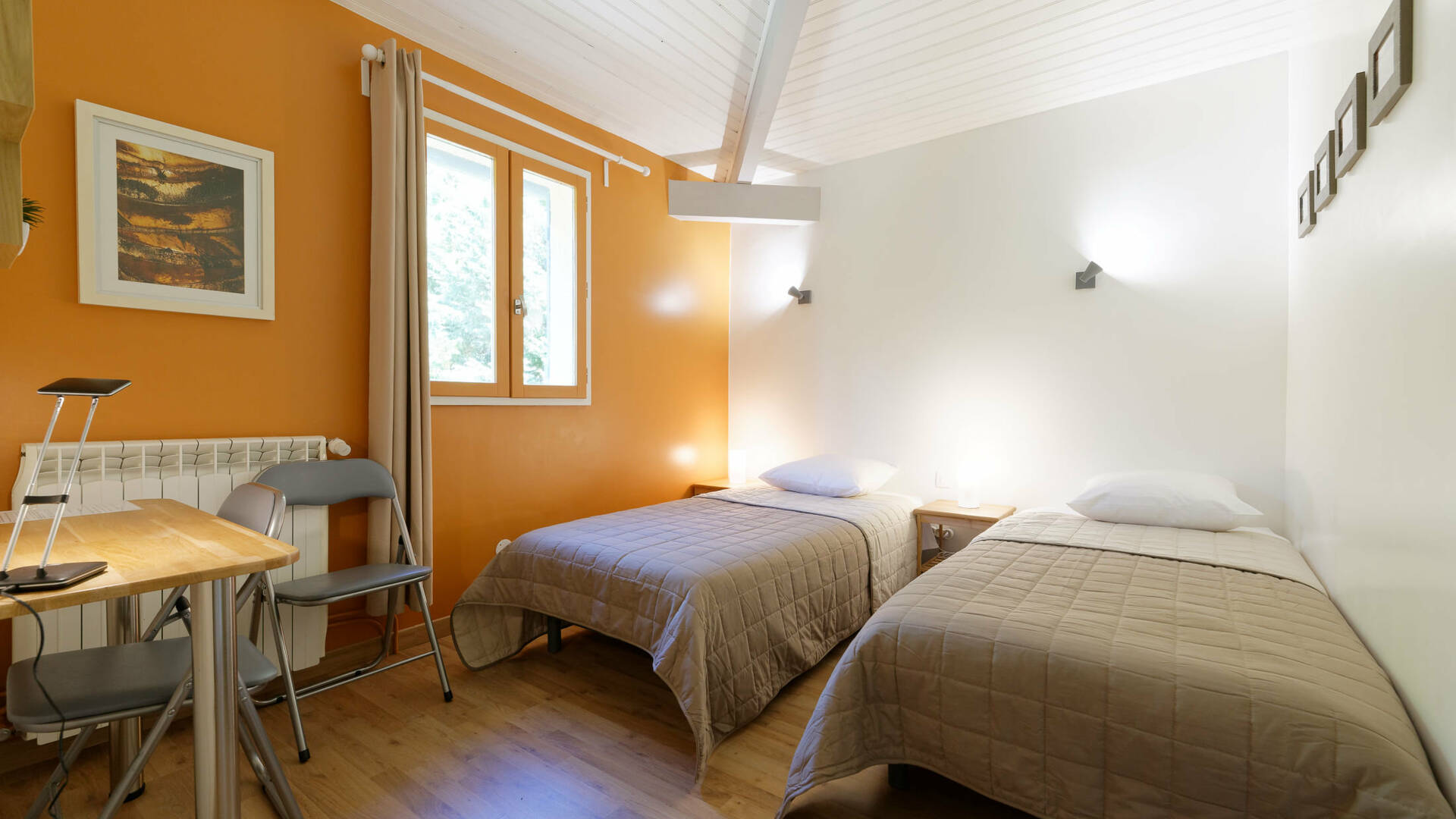 Bedroom "Val André", Gite La Maison Bleue, Savignac-Mona, Lombez, Samatan, Savès, Gascogne, Gers, France
