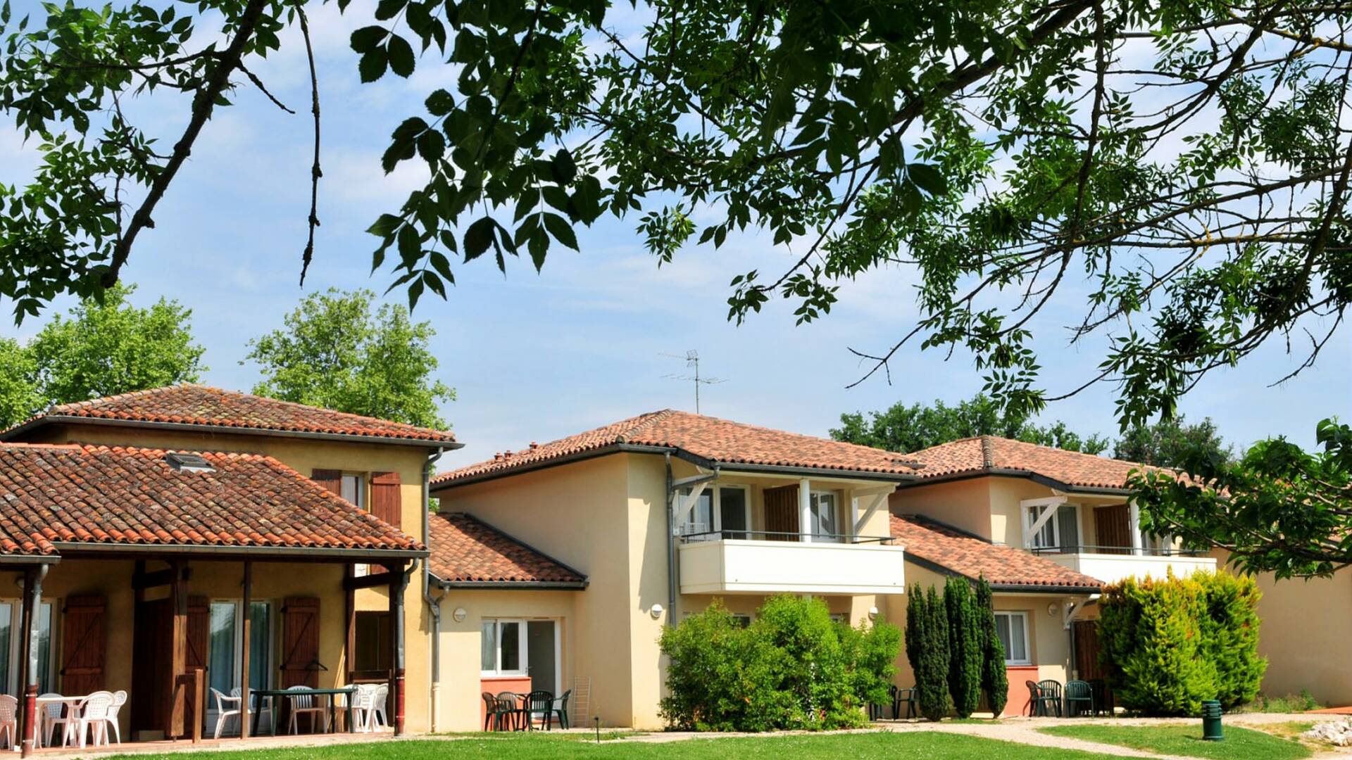 Village de vacances, Club nature *** Miléade, Samatan, Savès, Gers, Gascogne, France. 