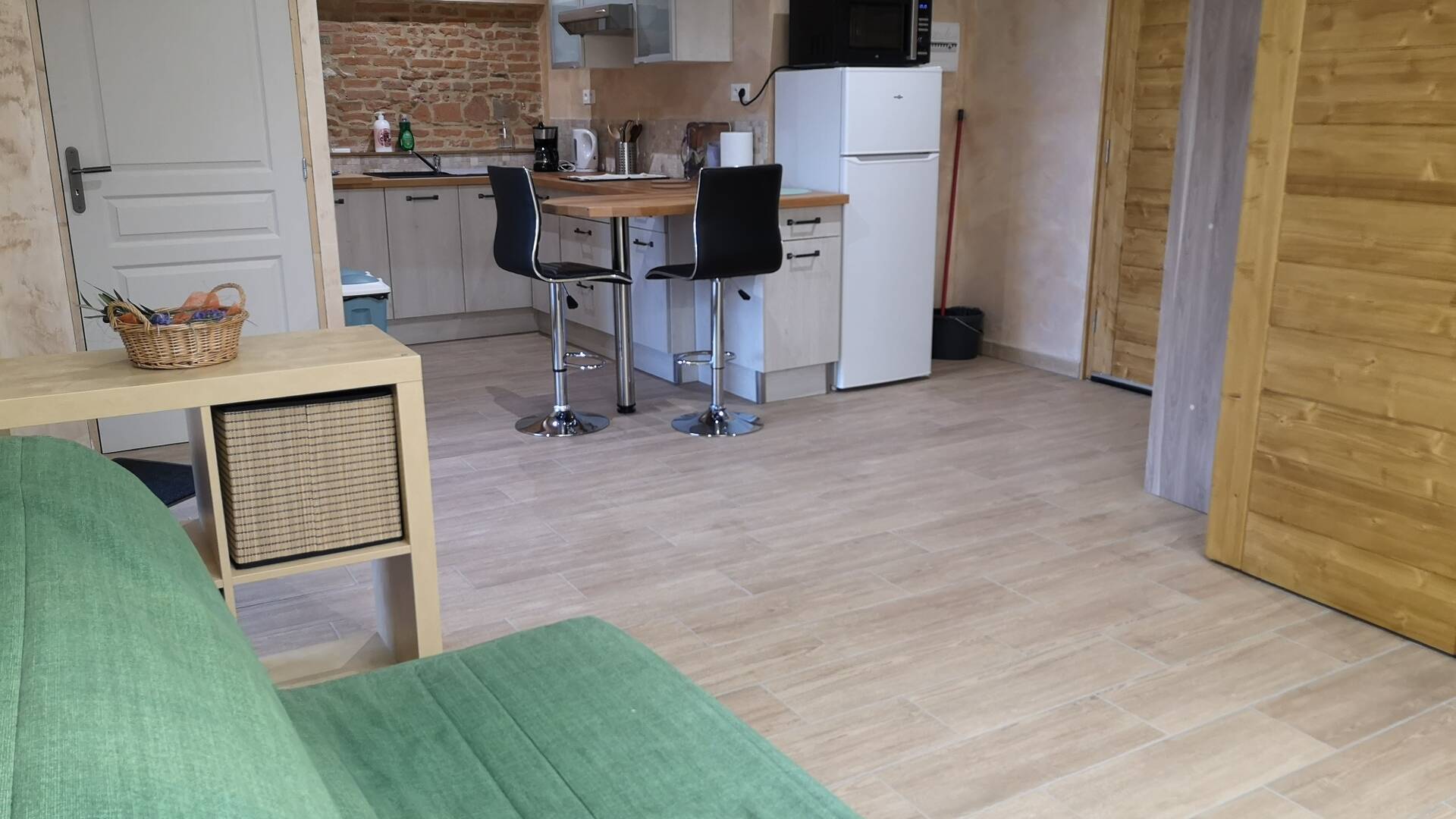 Studio Nord, Monblanc, Savès, Gers, Gascogne, France