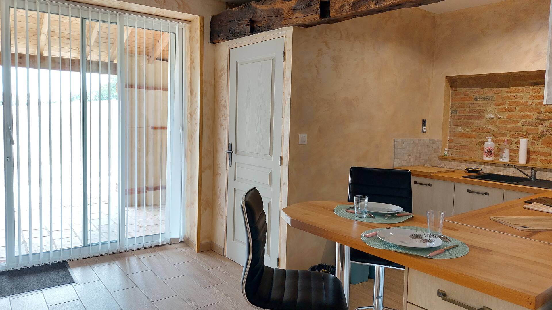 Studio Nord, Monblanc, Savès, Gers, Gascogne, France