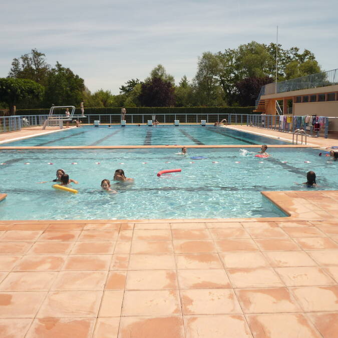 Piscine, Samatan, Lombez, Savès, Gers, Gascogne, France.